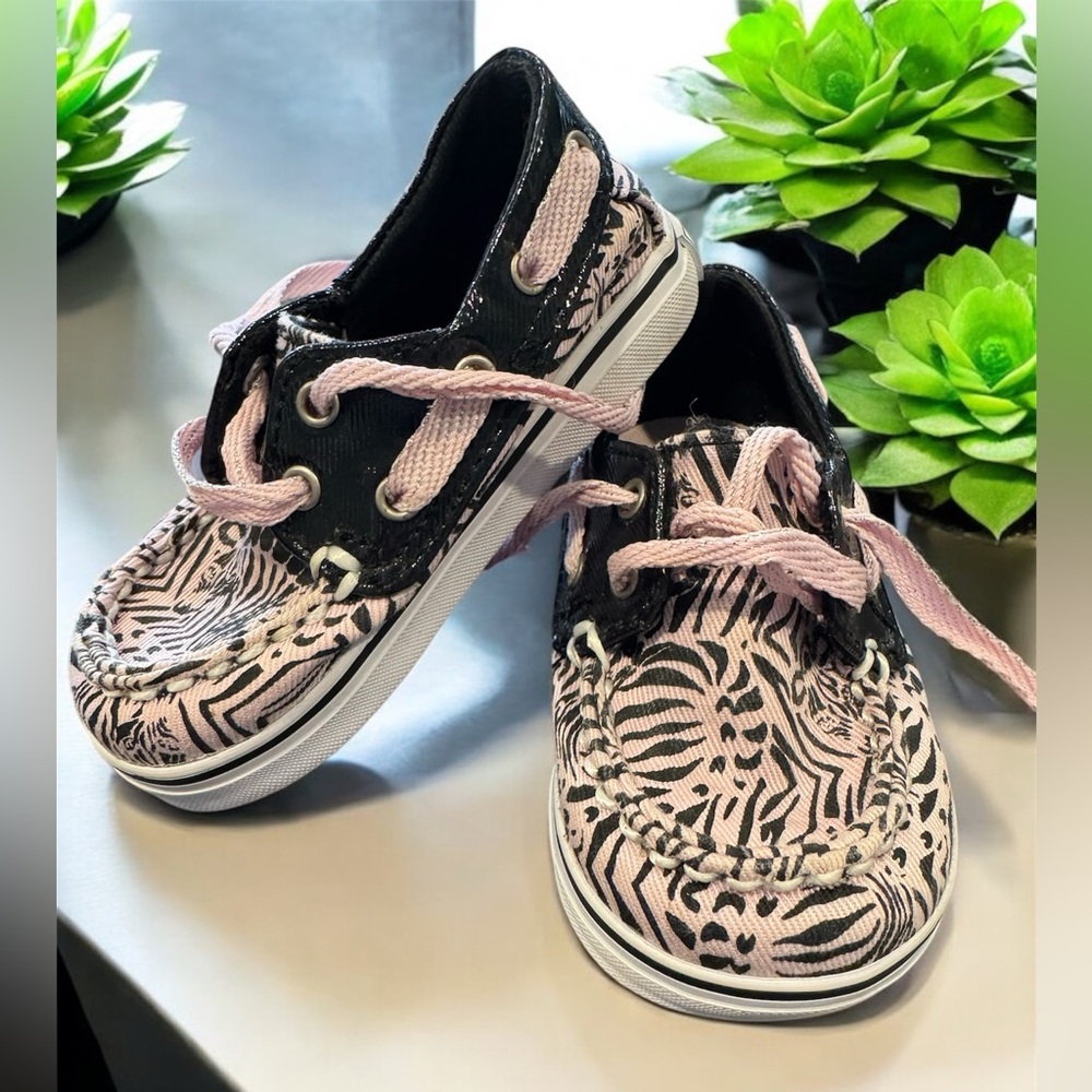 Sperry’s Infants Deck Shoes Size 2